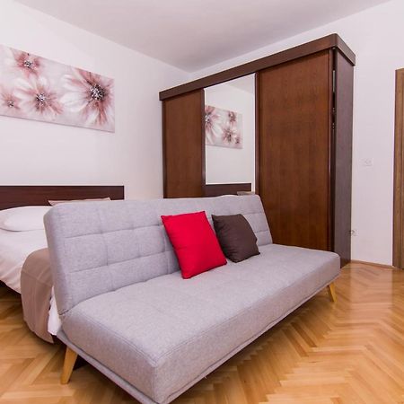Donji Okrug  Apartmani Mlacic מראה חיצוני תמונה