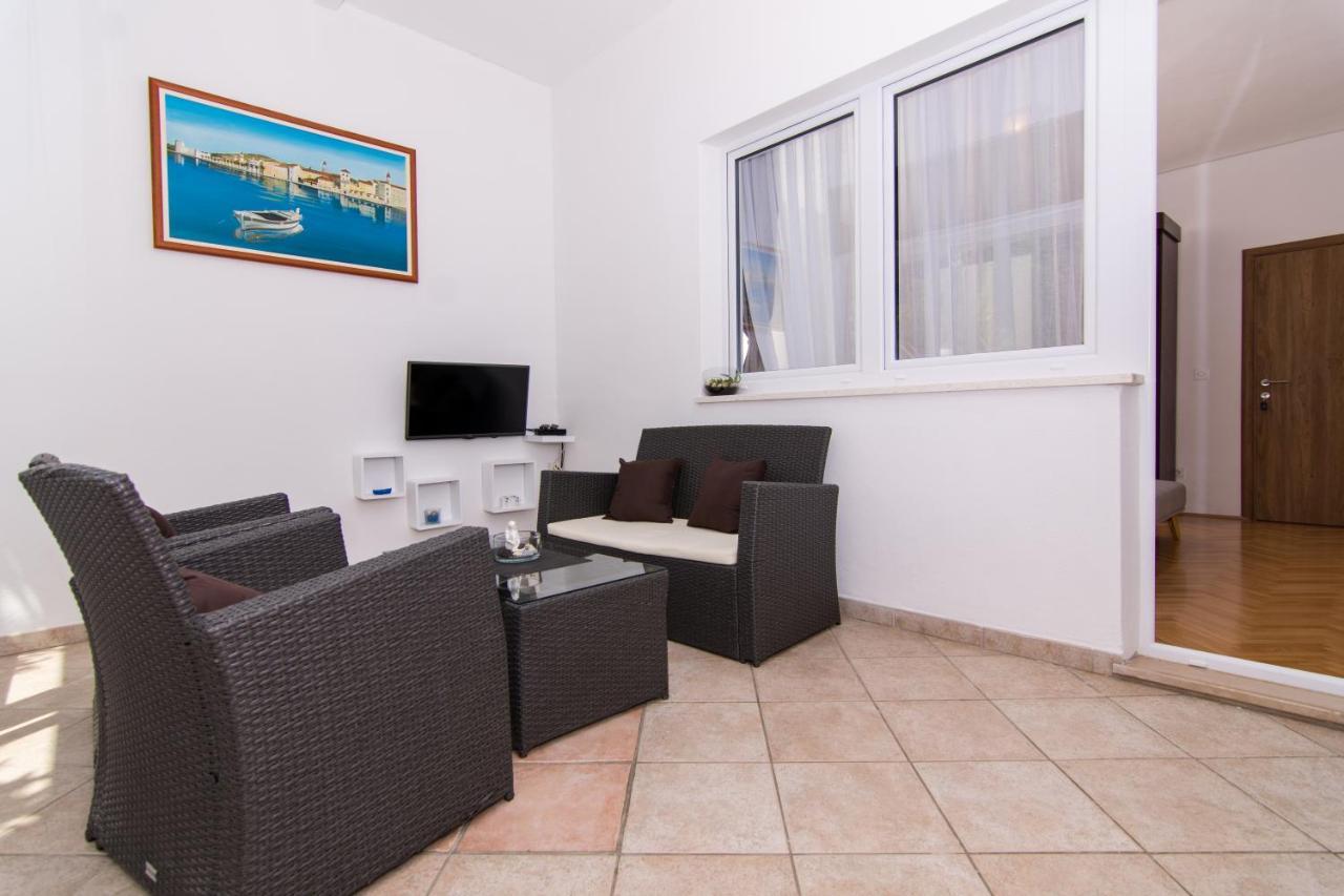 Donji Okrug  Apartmani Mlacic מראה חיצוני תמונה