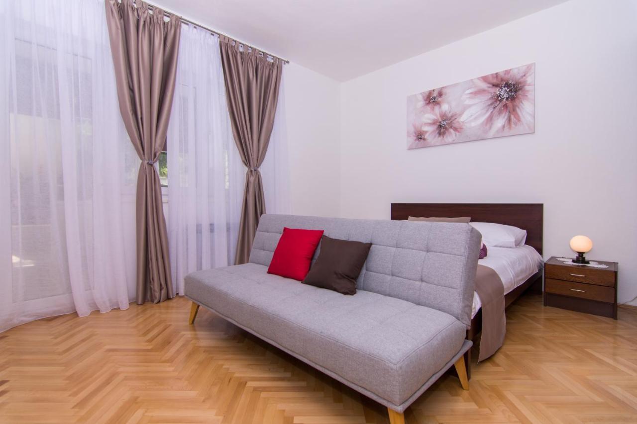 Donji Okrug  Apartmani Mlacic מראה חיצוני תמונה
