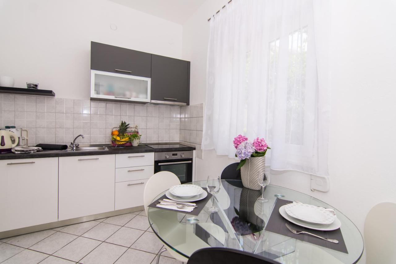 Donji Okrug  Apartmani Mlacic מראה חיצוני תמונה
